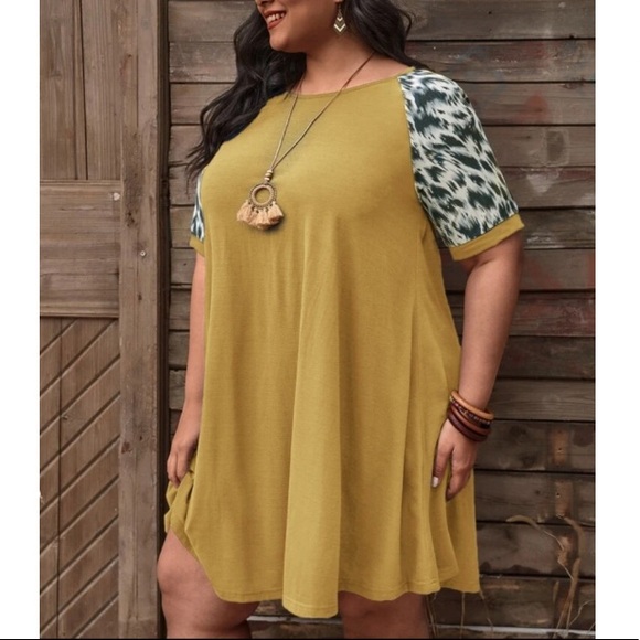 Leopard print sleeves plus size  dress - Picture 5 of 5